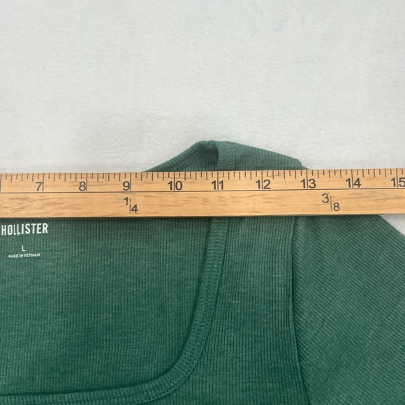Hollister Ribbed Square Neck Cropped Top Green Size L Stretch Tee Fitted Women’s - Picture 7 of 10